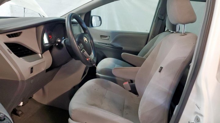 Toyota SIENNA  2017