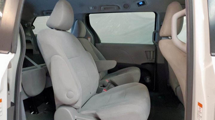 Toyota SIENNA  2017
