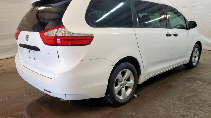 Toyota SIENNA  2017