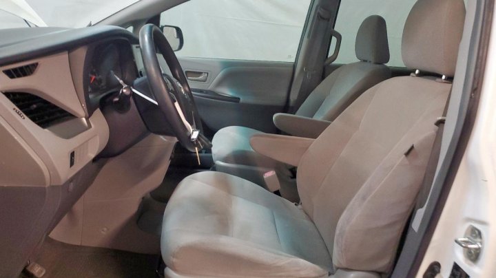 Toyota SIENNA  2017