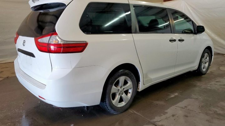 Toyota SIENNA  2017
