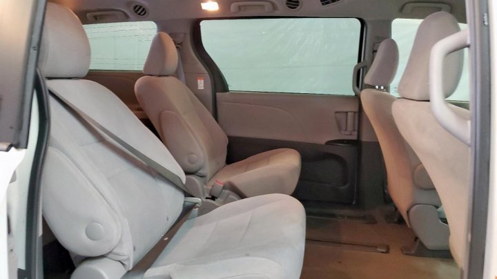 Toyota SIENNA  2017