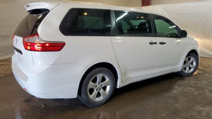 Toyota SIENNA  2017