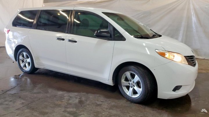 Toyota SIENNA  2017