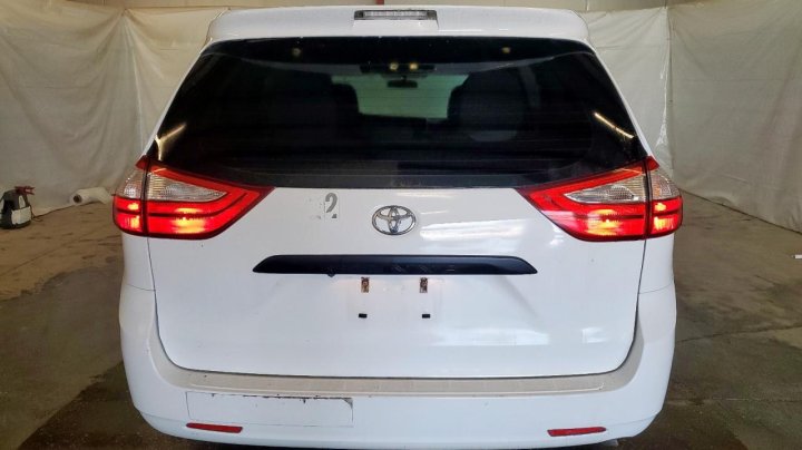 Toyota SIENNA  2017