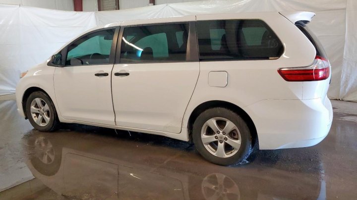Toyota SIENNA  2017