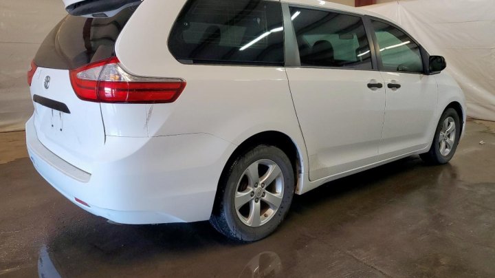 Toyota SIENNA  2017