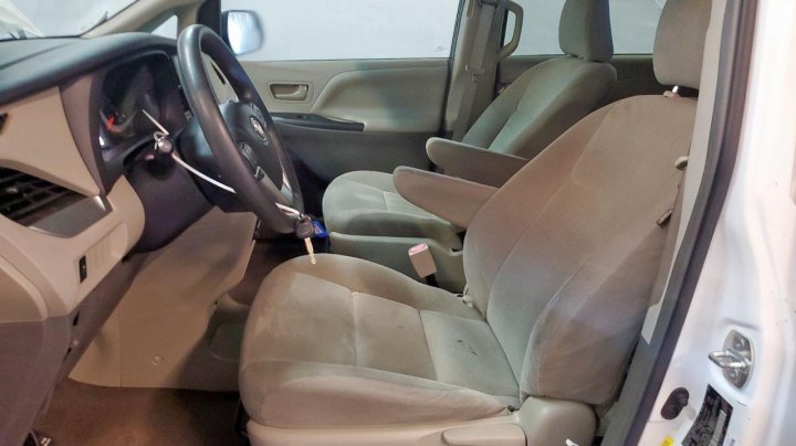 Toyota SIENNA  2017