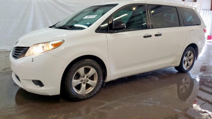 Toyota SIENNA  2017