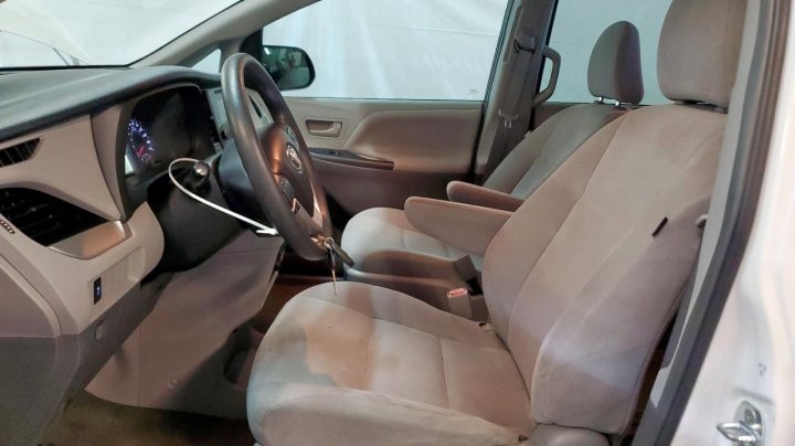 Toyota SIENNA  2017