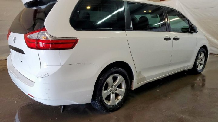 Toyota SIENNA  2017
