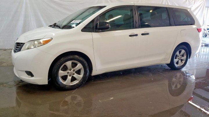 Toyota SIENNA  2017