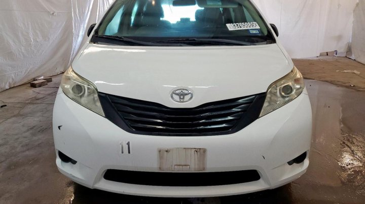 Toyota SIENNA  2017