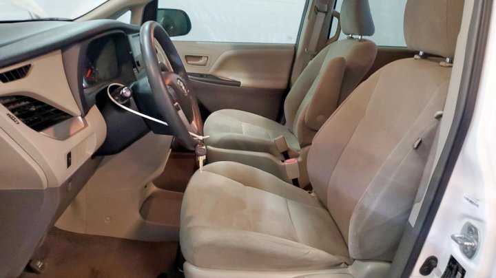 Toyota SIENNA  2017