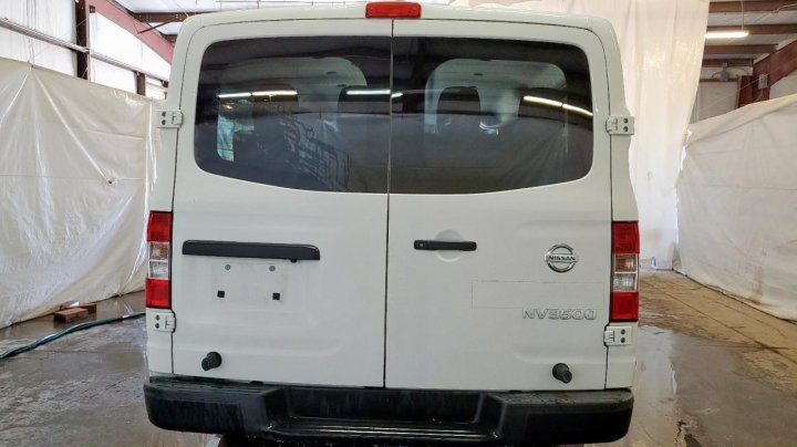 Nissan NV  2020