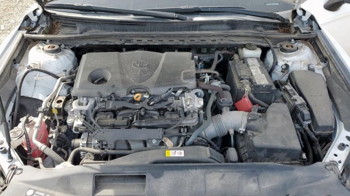 Toyota Camry  2021