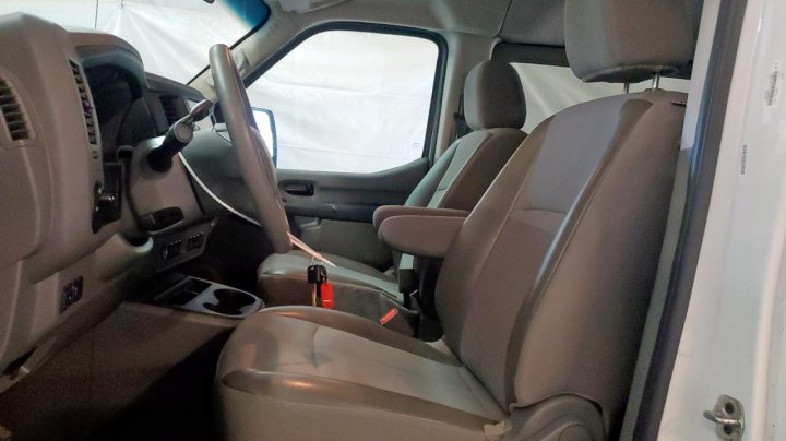 Nissan NV  2020