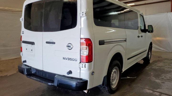 Nissan NV  2020