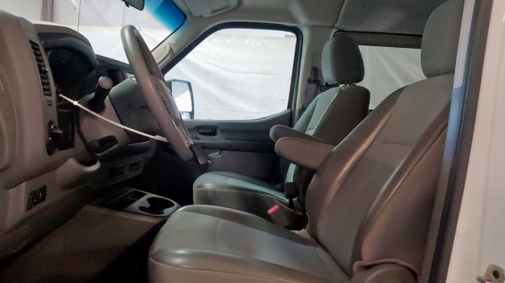 Nissan NV  2020
