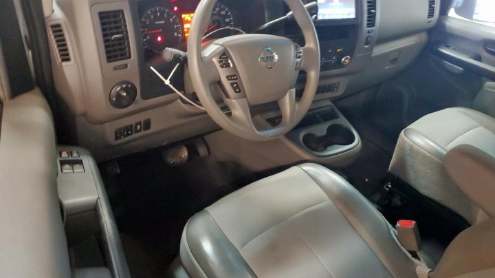 Nissan NV  2020