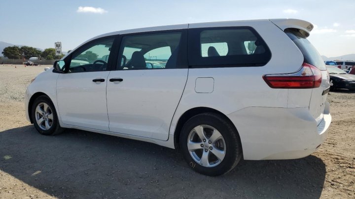 Toyota SIENNA  2016