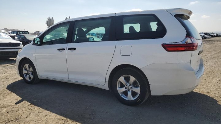 Toyota SIENNA  2016