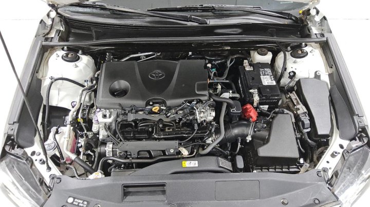 Toyota Camry  2021