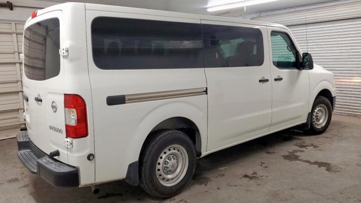 Nissan NV  2020