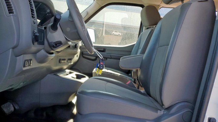 Nissan NV  2020