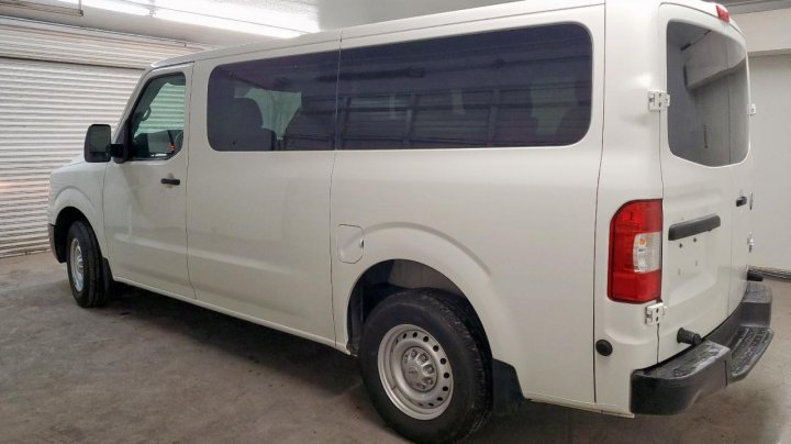 Nissan NV  2021