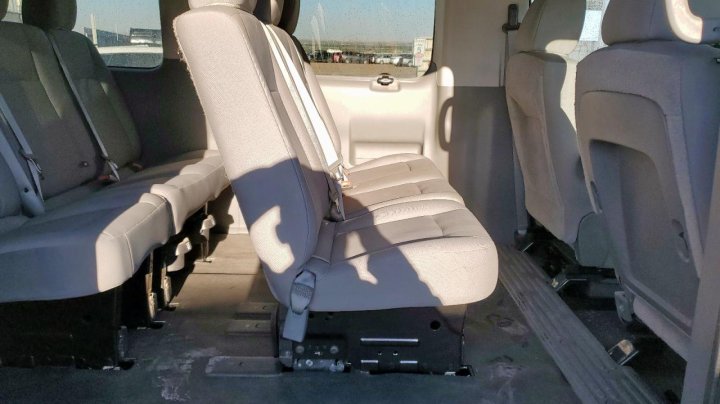 Nissan NV  2021