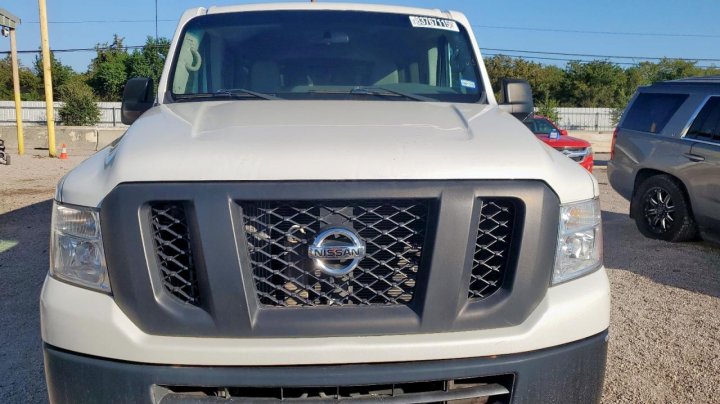 Nissan NV  2018
