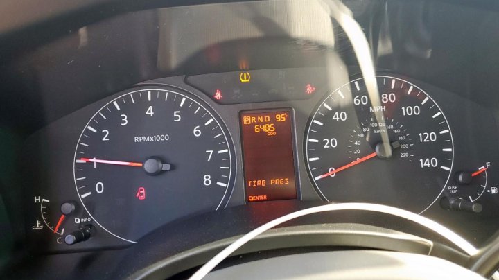 Nissan NV  2017
