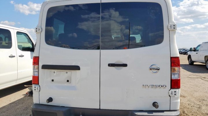 Nissan NV  2017