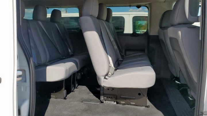 Nissan NV  2017