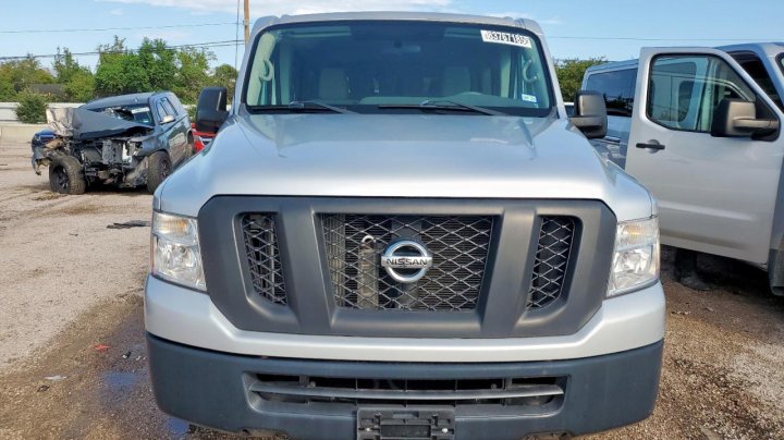 Nissan NV  2018