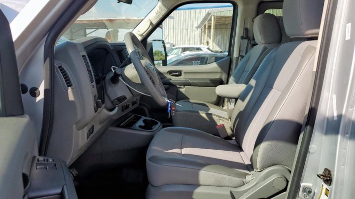 Nissan NV  2018