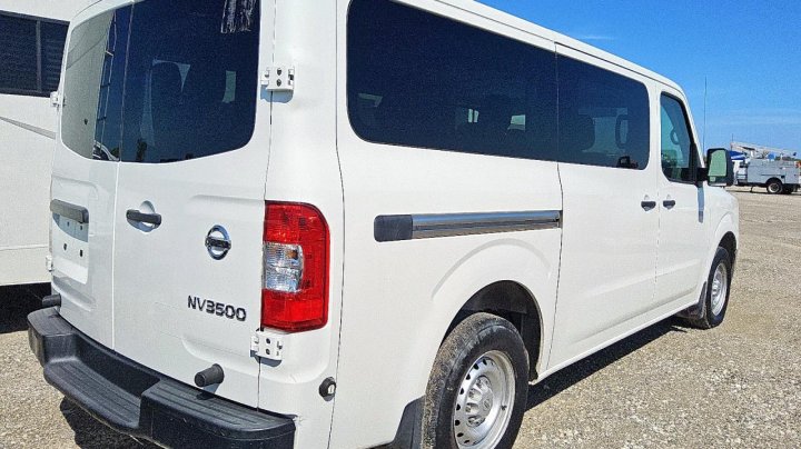 Nissan NV  2018