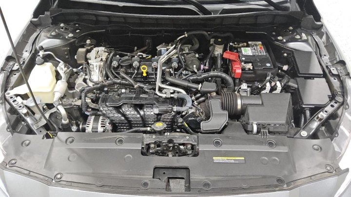 Nissan Altima  2022
