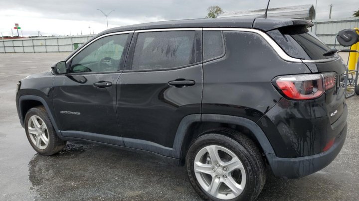 JEEP COMPASS  2023