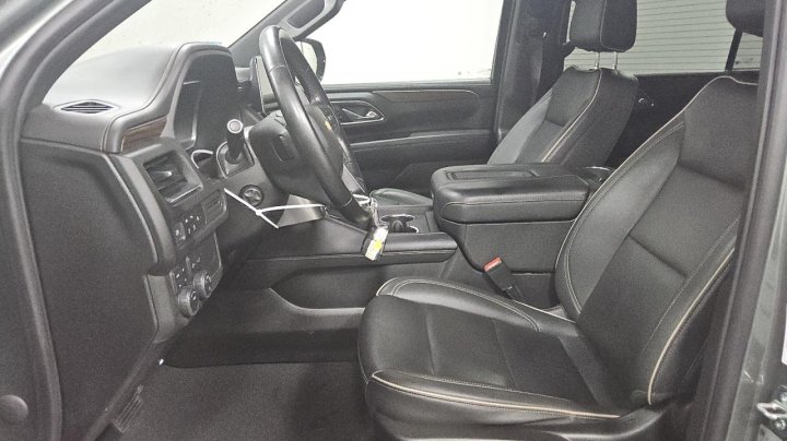Chevrolet Suburban  2023