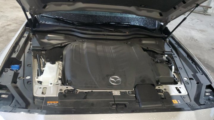 Mazda CX-90  2025