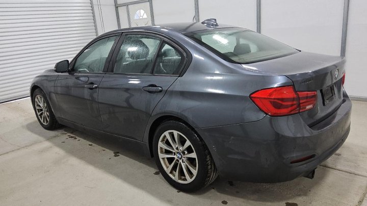 BMW 320  2016
