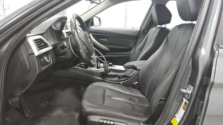 BMW 320  2016