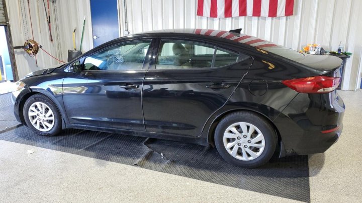 Hyundai Elantra  2018