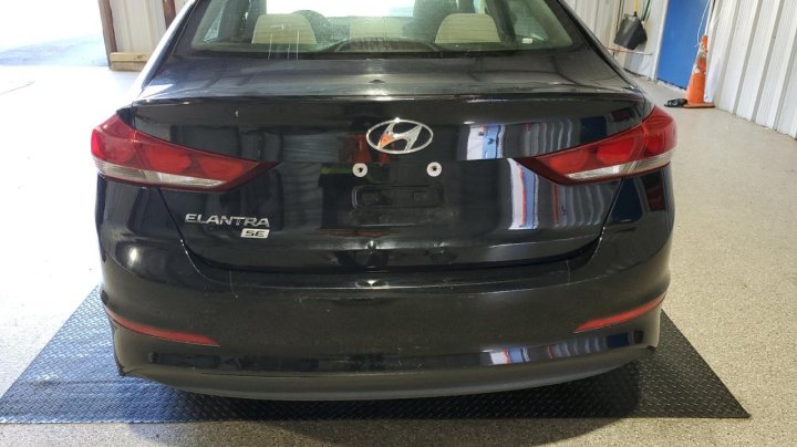Hyundai Elantra  2018