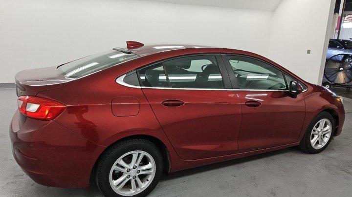 Chevrolet CRUZE  2017