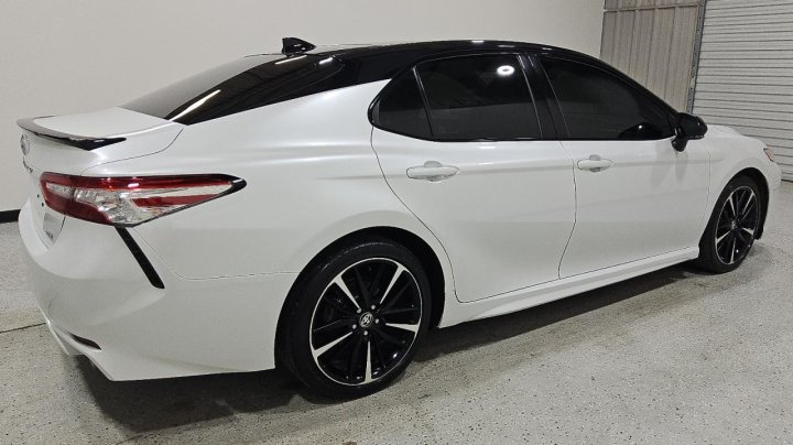 Toyota Camry  2020
