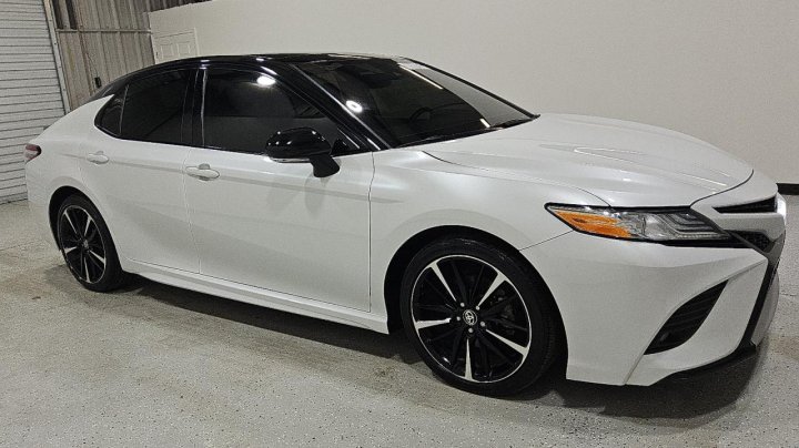 Toyota Camry  2020