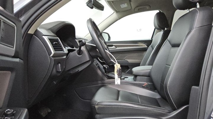 Volkswagen Atlas  2021
